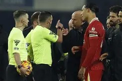 爱游戏app-包含赛后利物浦外线爆发——英超节点到来，更衣室稳定，赛季目标并未改变的词条