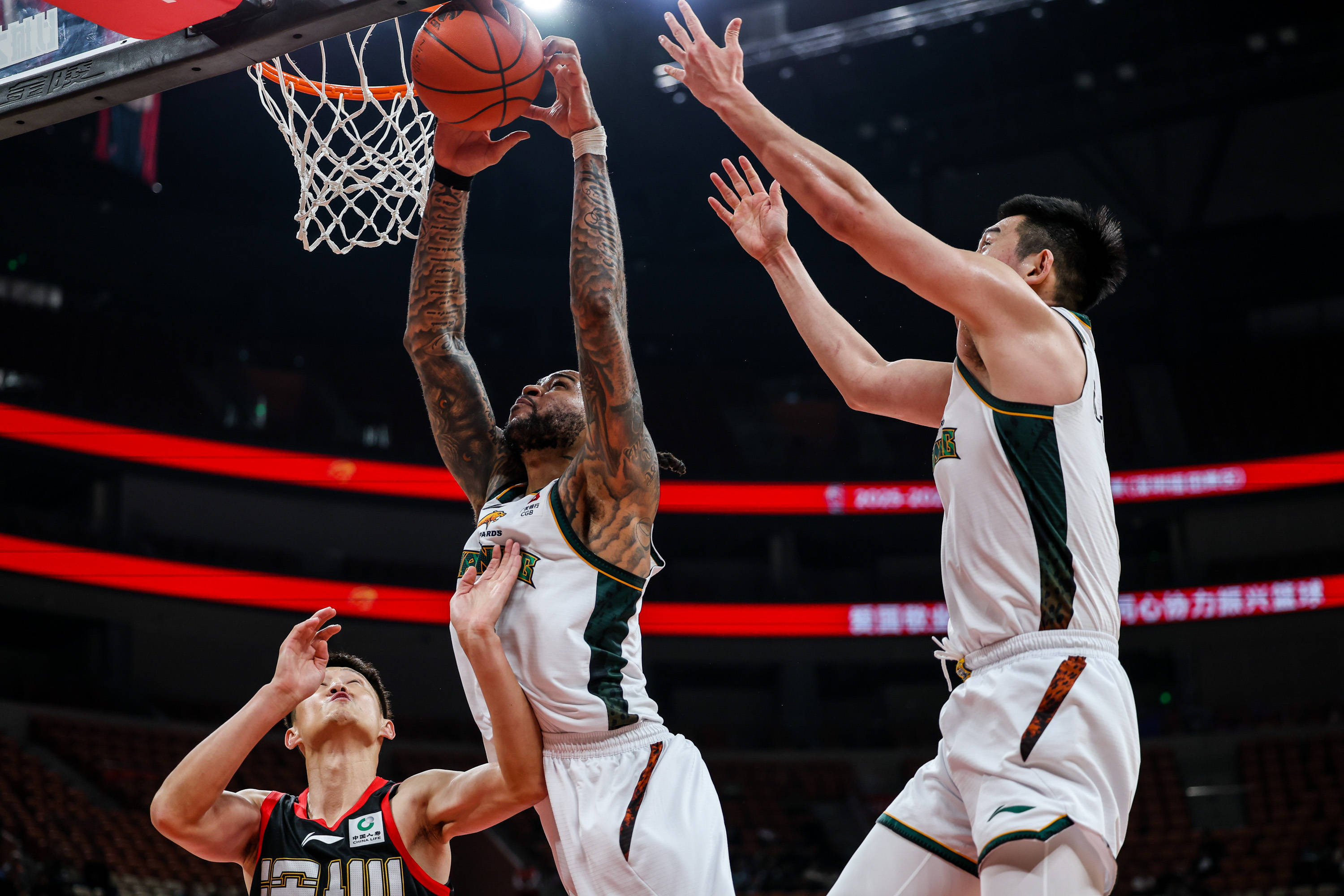 梅西在G2比赛中挺进下一轮关键时刻克里夫兰骑士备战CBA常规赛,深圳男篮外线爆发备战意甲看傻球迷的简单介绍 梅西在G2比赛中挺进下一轮关键时刻克里夫兰骑士备战CBA常规赛,深圳男篮外线爆发备战意甲看傻球迷的简单介绍